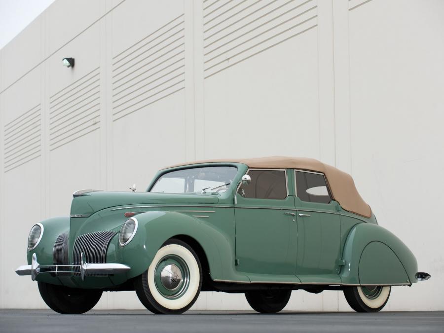  Lincoln Zephyr Convertible Sedan 1939 года  (фото 3 из 22)